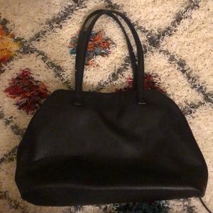 Black tote bag